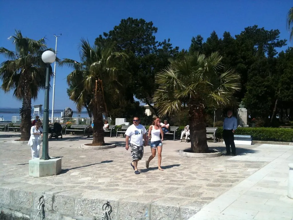 Little Villa Tony- Center 40M Beach Crikvenica 0*,