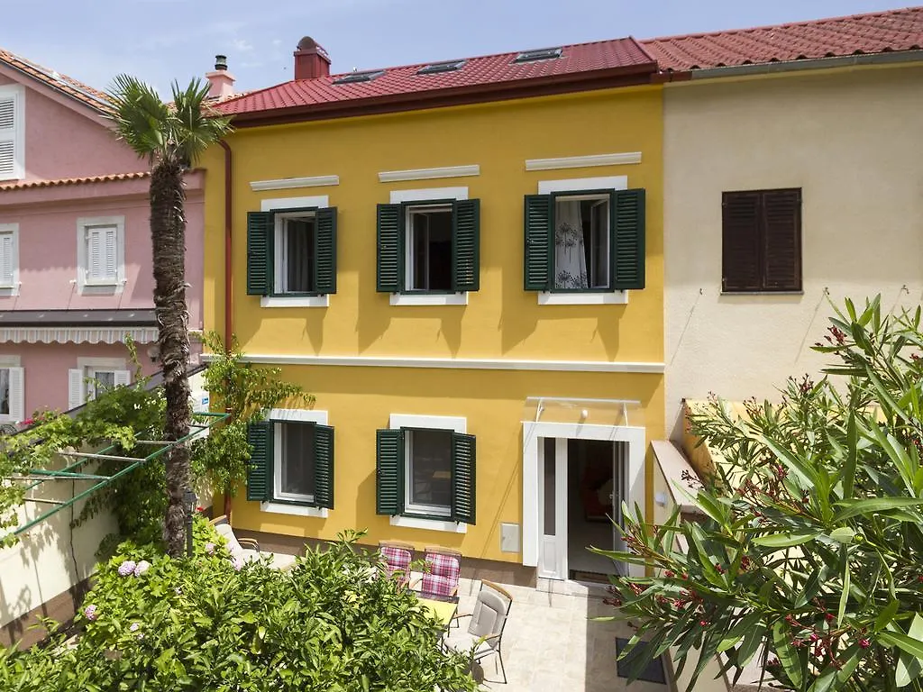 Holiday home Little Villa Tony- Center 40M Beach Crikvenica